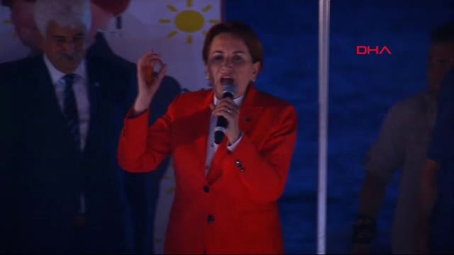 İstanbul Meral Akşener Üsküdar'da Konuştu