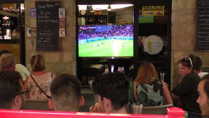 D!CI TV : les supporters de l'équipe de France inquiets après la victoire à l'arrachée face au Pérou