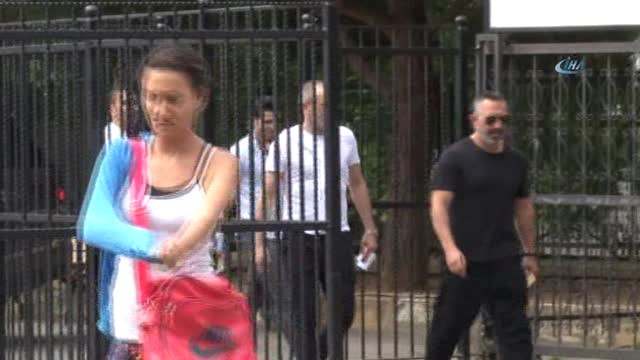 Ünlü Komedyen Cem Yılmaz Oyunu Kullandı Esprileri Patlattı