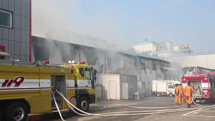 경북 구미공단서 불...공장 4곳 태워 15억 원 피해 / YTN