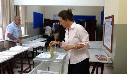 Demet Akbağ Mührü Taşırınca Panik Yaşadı