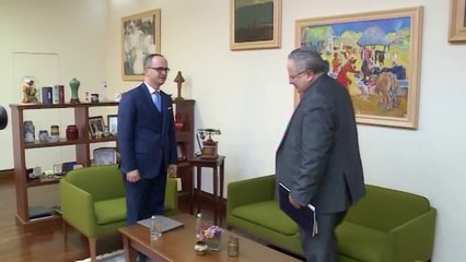 Descargar video: Media greke - Kotzias e Bushati kyçin marrëveshjen