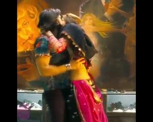 Top 10 Hot Kissing Scenes In Bollywood | Udta Social Media