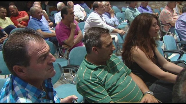 Γιάννης Μανιάτης και Δημήτρης Χατζησωκράτης σε πολιτική εκδήλωση στη Λιβαδειά