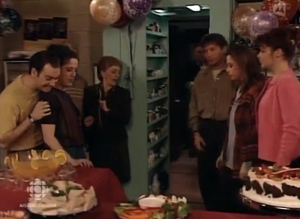4 et demi FRENCH S5E26 FRENCH   Part 02