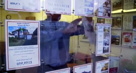 Under Offer Estate Agents On The Job S01  E03 E 3   Part 03