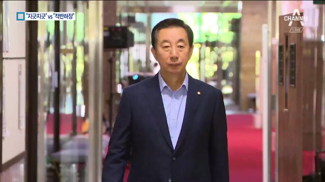 김성태 “친박 망령 지긋지긋”…김진태 “사퇴하라”