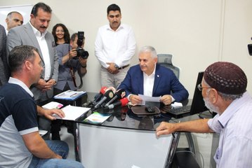 Başbakan Yıldırım, Vatandaşın İmar Barış Kaydını Yaptı