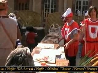 BUFFET MEDIEVAL DU TRAITEUR BERNARD BRINGEL BELFORT 700 ans