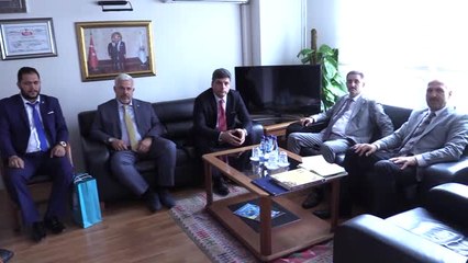 İbn-i Sina İçin 200 Ülkedeki Camilerde Dua Edilecek