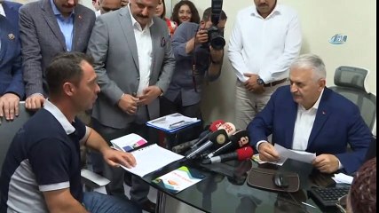 Başbakan Yıldırım, Vatandaşın İmar Barış Kaydını Yaptı