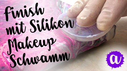 Perfektes Finish mit Silikon Make-up Schwamm