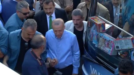 Cumhurbaşkanı Erdoğan, "Erbakan Hoca Mezardan Çıkıp Gelse, İlk Defa Bunları Mezara Gömer"