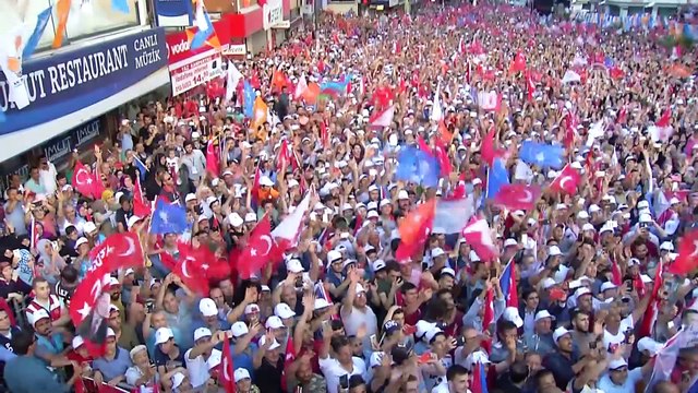 Cumhurbaşkanı Erdoğan: '(Üniversite ücretleri) Biz ücretleri kaldırdık, harçları kaldırdık' - İSTANBUL