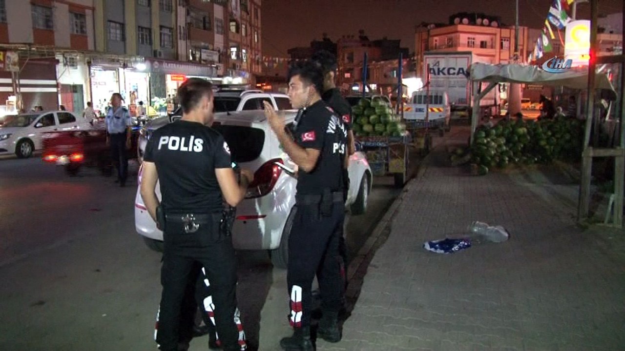 Kovalama sonucu yakalanan araçtan 4 kilo esrar çıktı