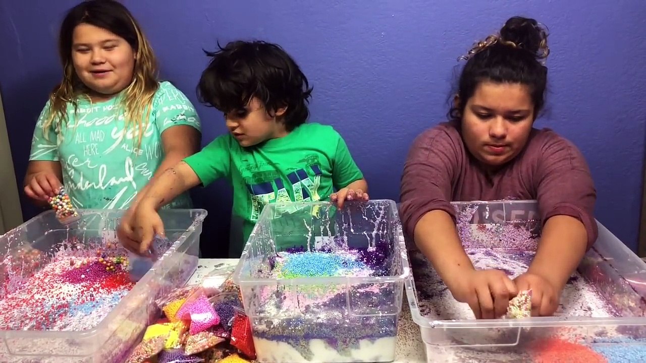 MAKING BIRTHDAY SLIME WITH OUR LITTLE BROTHER - DIY 3 GALLONS OF BIRTHDAY SLIME