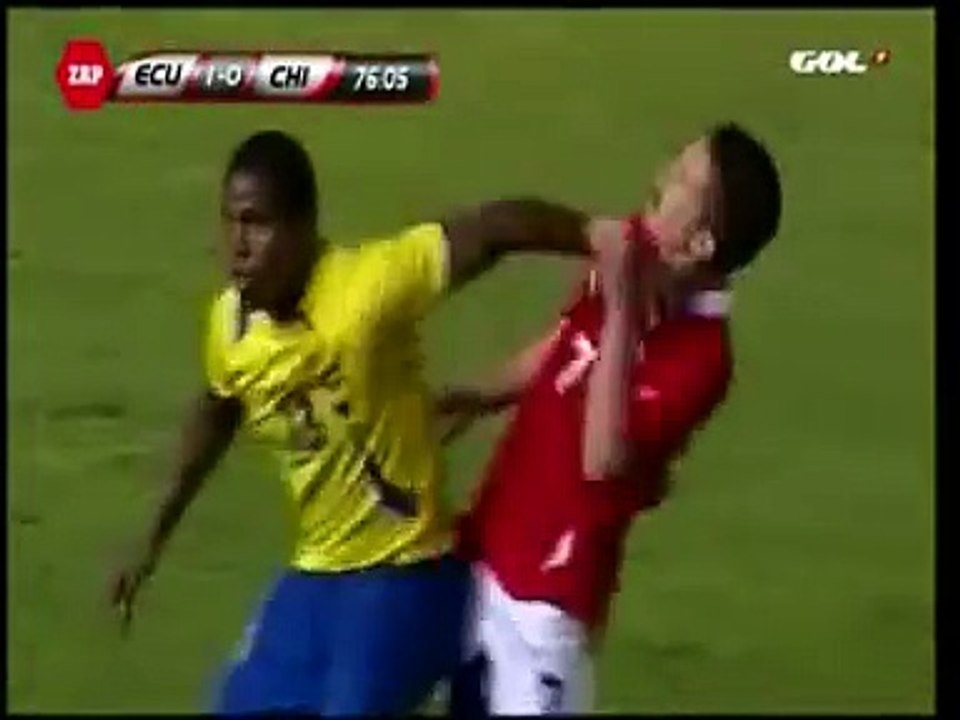 Player hits himself with arm of opponent