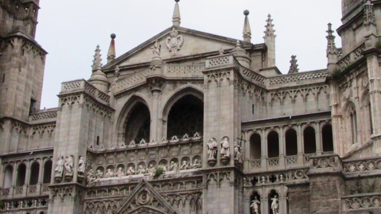 Beautiful Cathedral of Saint Mary of Toledo - Spain Holidays