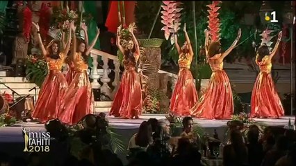 #MissTahiti2018 Retrouvez le MANA des 10 candidates avec la danse d’ouverture. Les sublimes jeunes femmes ont enflammé la scène de la Mairie de Papeete ✨⤵