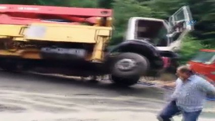 Beton pompası dereye işte böyle yuvarlandı