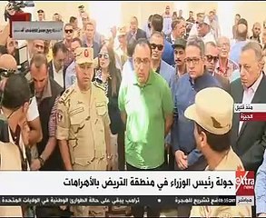 رئيس الوزراء يستمع لشرح وزير الآثار حول أعمال تطوير هضبة الأهرامات