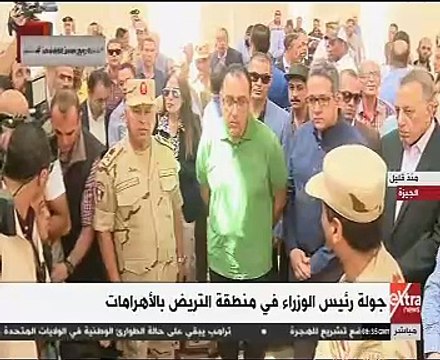 رئيس الوزراء يستمع لشرح وزير الآثار حول أعمال تطوير هضبة الأهرامات