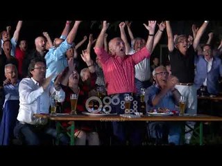 Ora News - Festë e "çmendur" në Presidencë pas 2 golave të shqiptarëve të Zvicrës