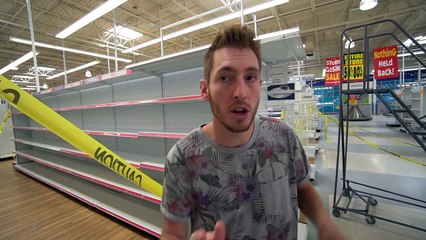 Last Toys R' Us Fort EVER!