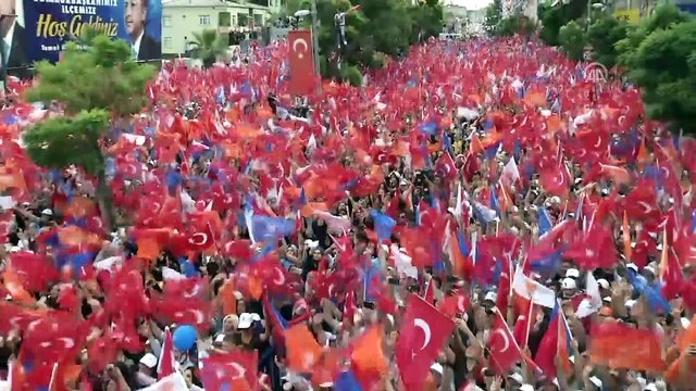 Cumhurbaşkanı Erdoğan: 'Bu millete efendilik olmaz, bu millete hizmetkarlık olur' - İSTANBUL