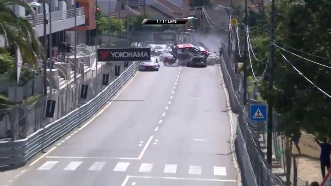 WTCR Portugal 2018 Race 1 Start MASSIVE CRASH PILE UP