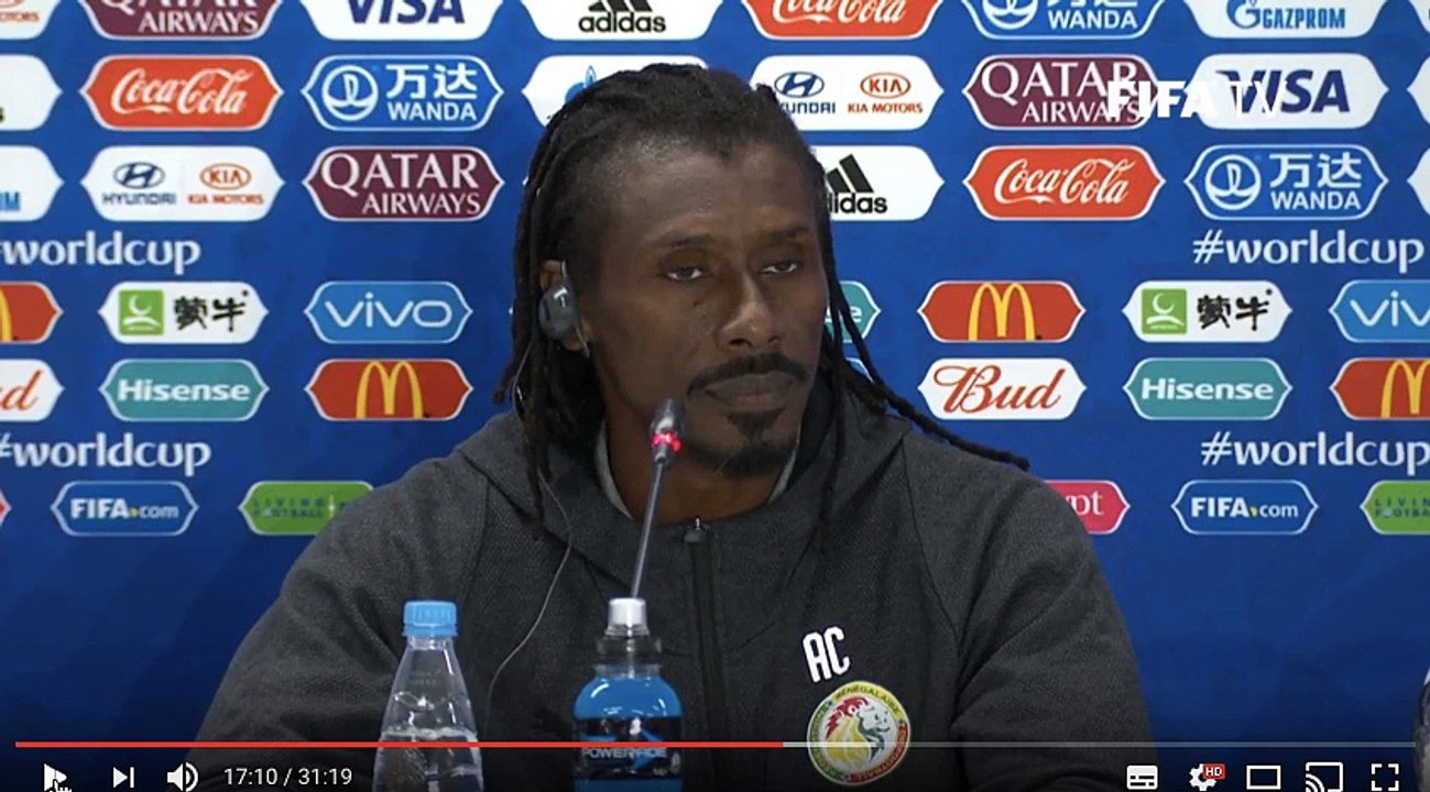 Aliou Cissé aimé par les femme Russes ? "Ah, c'est bien d'être aimé ! "