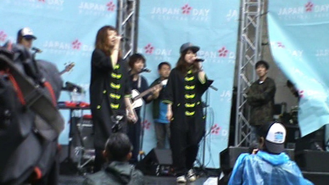Japan Day NYC 05-13-2018: Puffy AmiYumi - Kore ga Watashi no Ikiru Michi