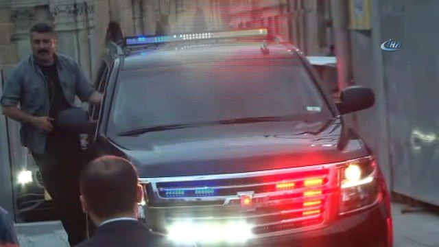 Cumhurbaşkanı Erdoğan, Eyüp Sultan Türbesini ziyaret etti