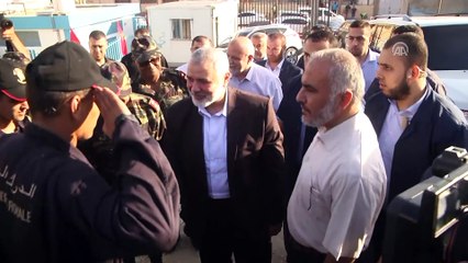 Heniyye Gazze'deki sahra hastanesini ziyaret etti - GAZZE