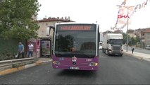 İstanbul- Otobüste Taciz İddiası Sonrası Bıçaklı Kavga: 1 Yaralı