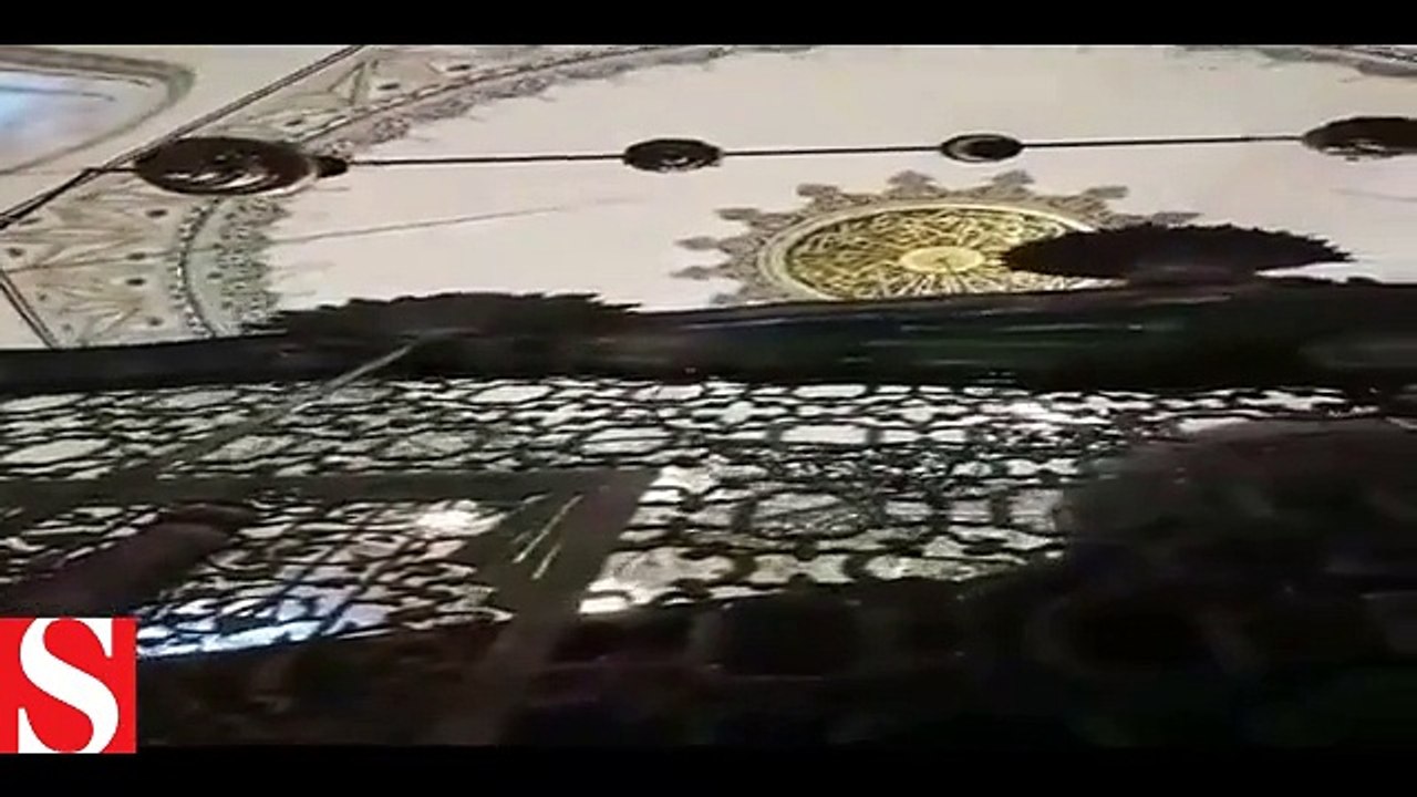 Cumhurbaşkanı Erdoğan�dan Eyüp Sultan�da Kur�an-ı Kerim okudu