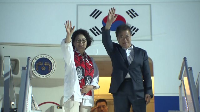 문 대통령, 러시아 국빈 방문 마치고 귀국길 / YTN