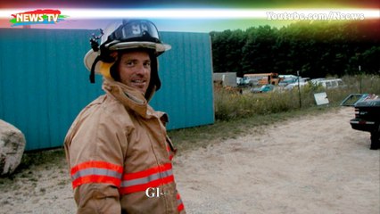 Bức ảnh "thiên thần lơ lửng" trên xe gây xôn xao