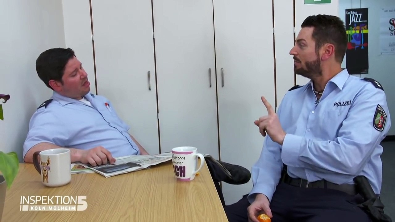 Oh là là! Verliebt in den Polizisten? | Inspektion 5 | SAT.1 TV