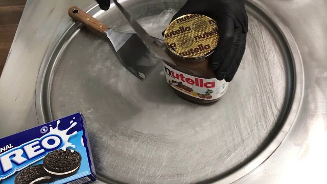 How to make delicious Nutella and Oreo Cookies - Nutella & Oreo Ice Cream Rolls