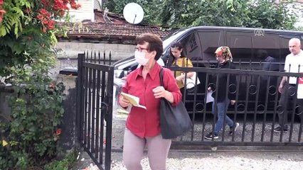 Seyyar sandık Asiye Teyze'nin ayağına gitti - DÜZCE
