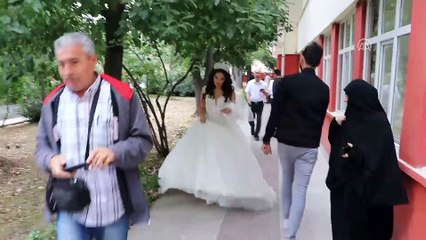 Gelinliğiyle oy kullanmaya geldi - TEKİRDAĞ