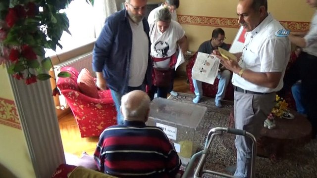 Seyyar sandıklar Bursa’da da seçmenin ayağına gitti
