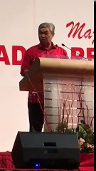 Bukan Merangkak Tetapi DiJemput Mahathir - Zahid Hamidi