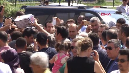 Başbakan Yıldırım Oyunu İzmir'de Kullandı