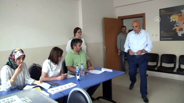 CHP Grup Başkanvekili Engin Özkoç oyunu kullandı - SAKARYA