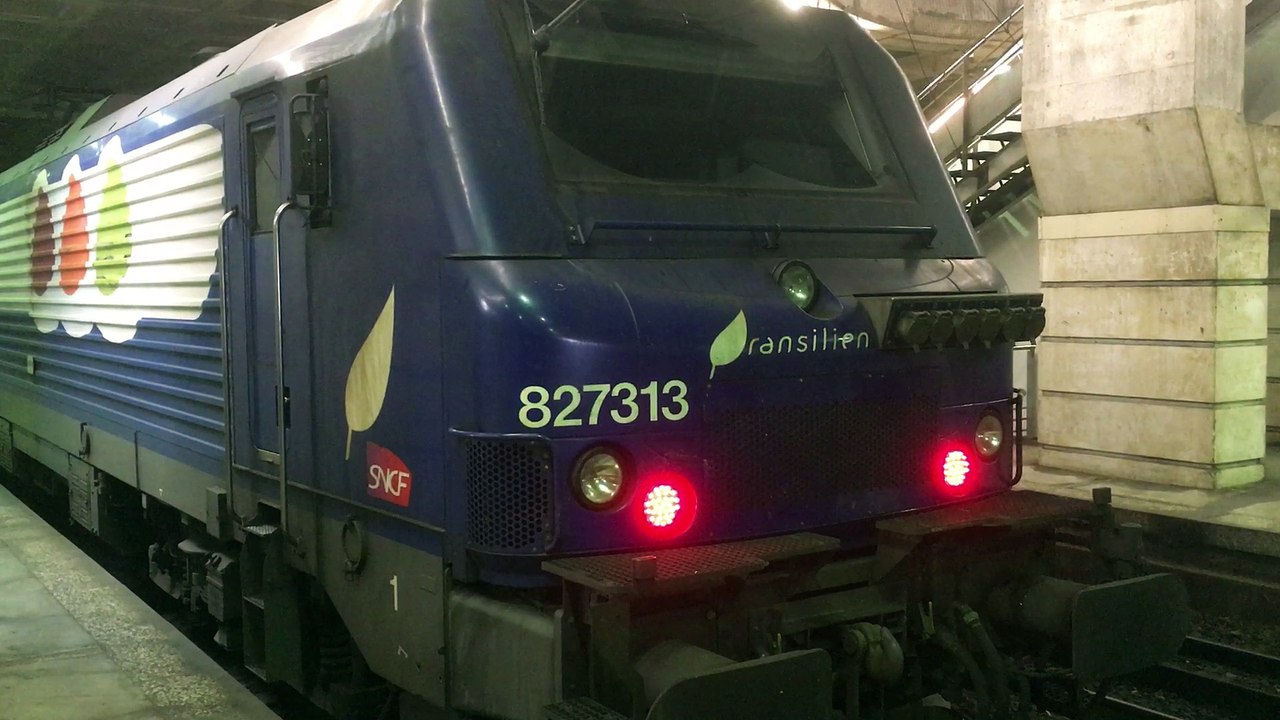 BB 27300 ( Prima ) - Ligne N - Gare Montparnasse ( Paris )