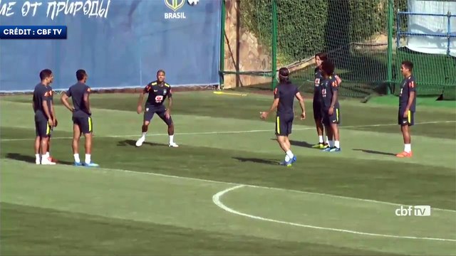 Quand Filipe Luis dompte Neymar lors d'une brésilienne