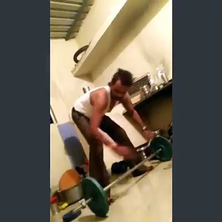 Home gym failed| funny guy|