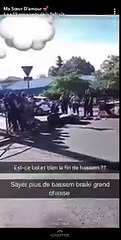 Le blogueur Bassem Braiki se fait percuter par une voiture de police.
